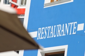 cudillero restaurante pueblo azul